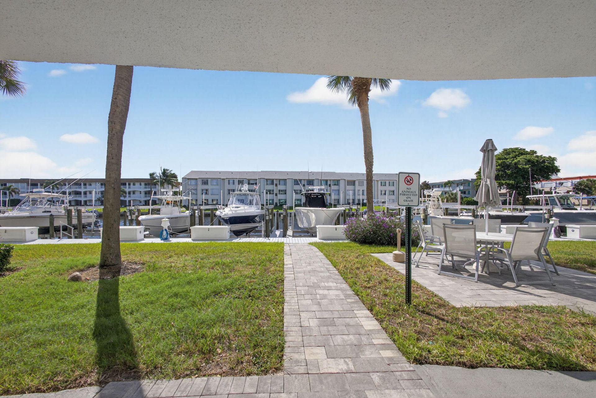 108 Paradise Harbour Boulevard, Unit 305, North Palm Beach, FL 33408 Photo