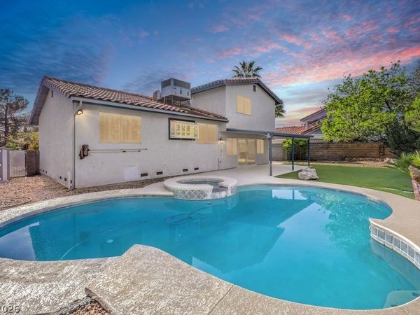 1621 Amalfi Court, Las Vegas, NV 89117
