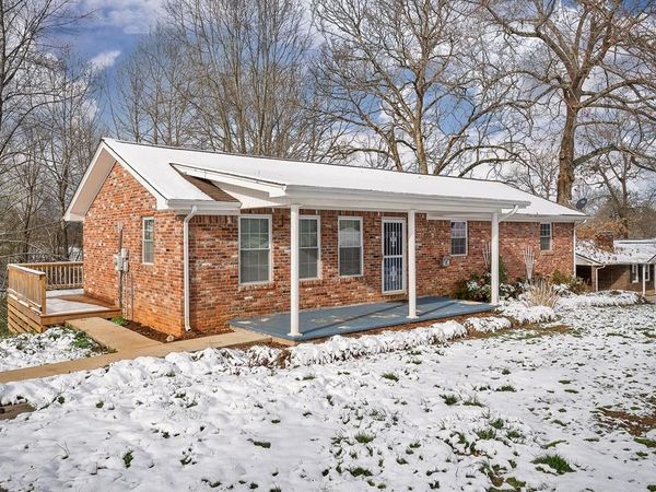 516 Thomas St, Sparta, TN 38583