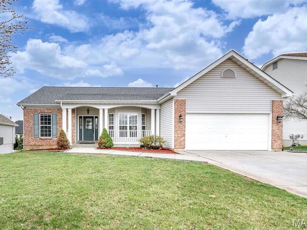 1218 Raintree Pass, O'Fallon, MO 63366