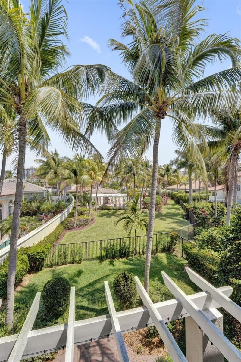 899 Spinnaker Dr W , Hollywood, FL 33019 Photo