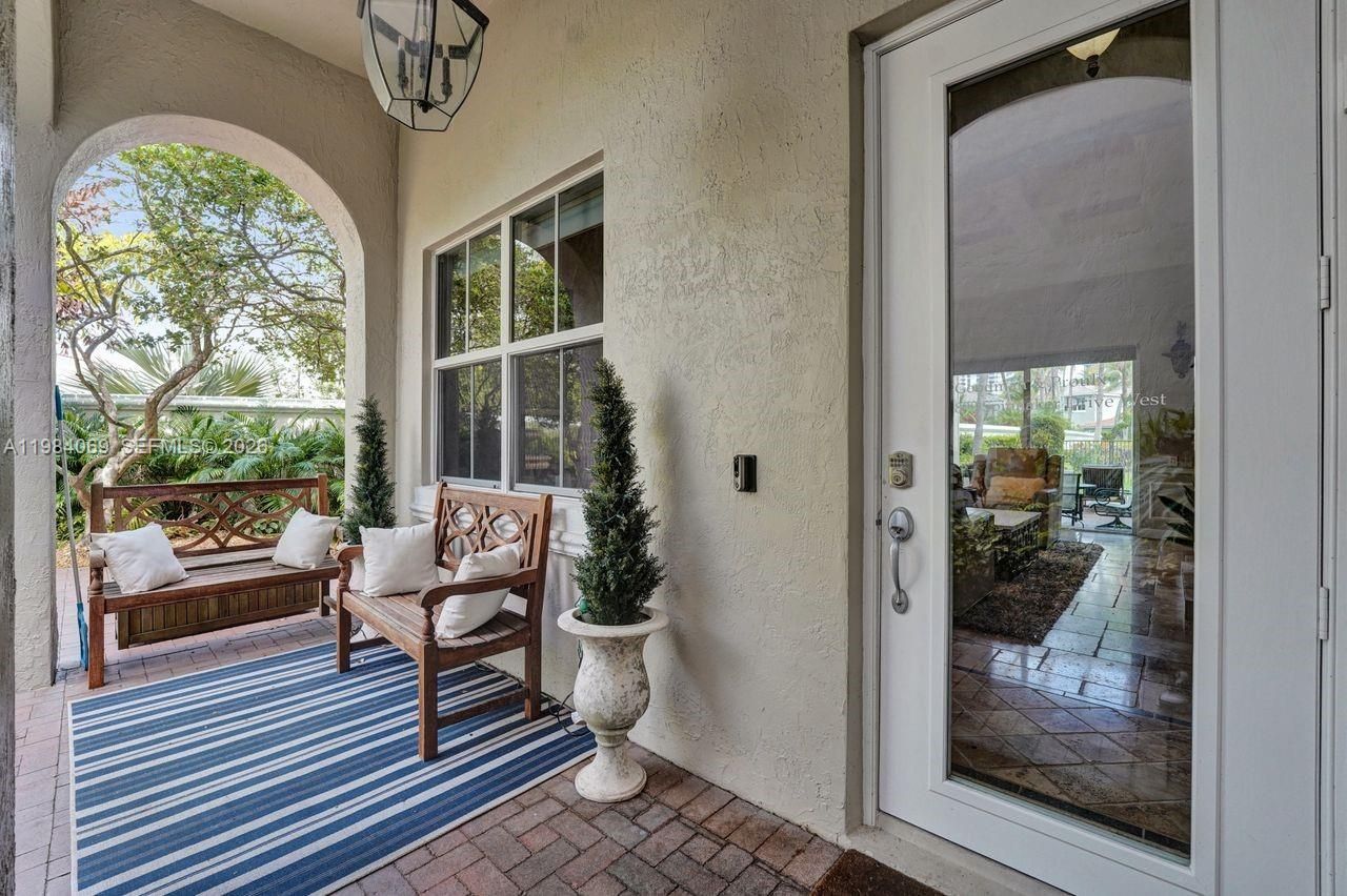 899 Spinnaker Dr W , Hollywood, FL 33019 Photo