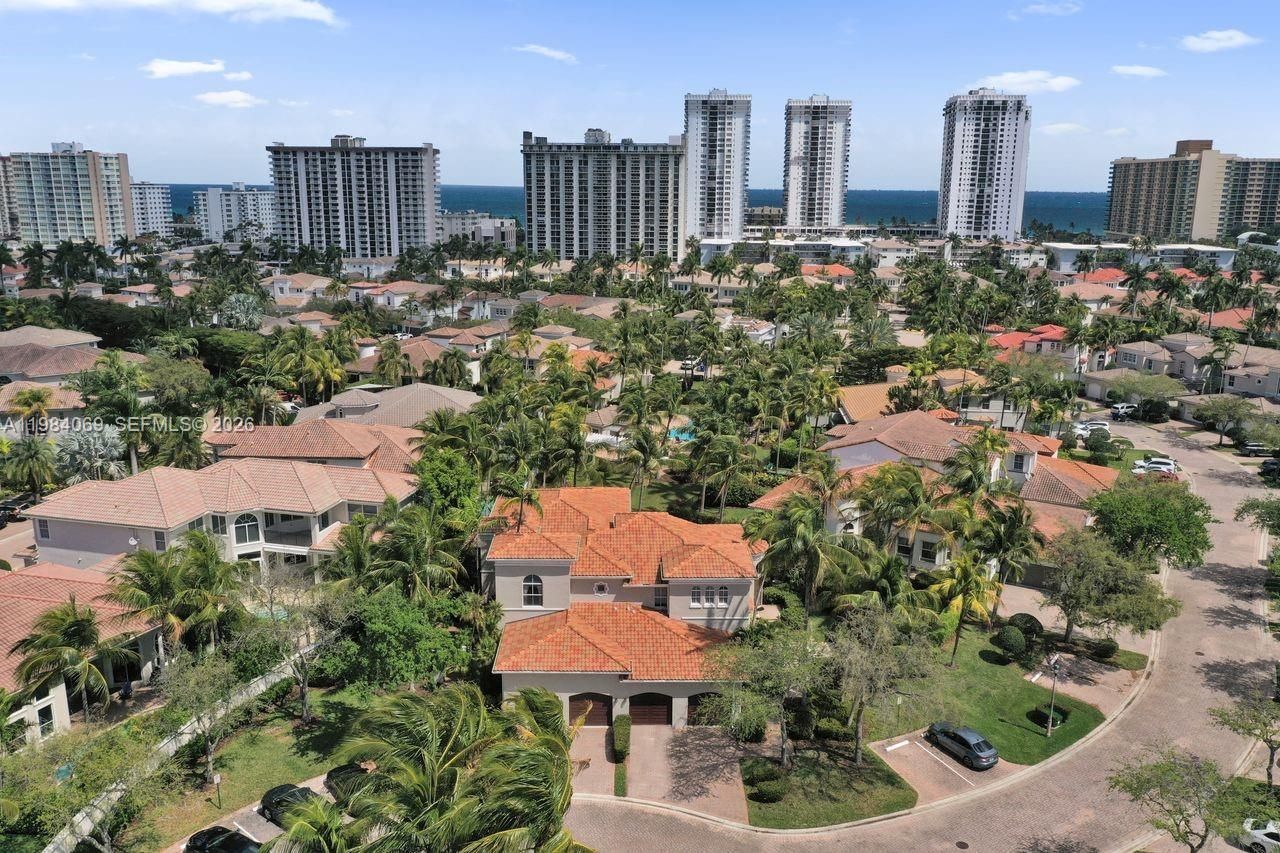 899 Spinnaker Dr W , Hollywood, FL 33019 Photo