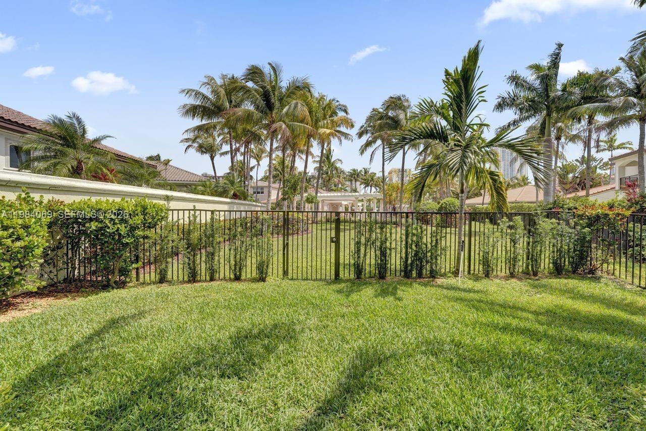 899 Spinnaker Dr W , Hollywood, FL 33019 Photo