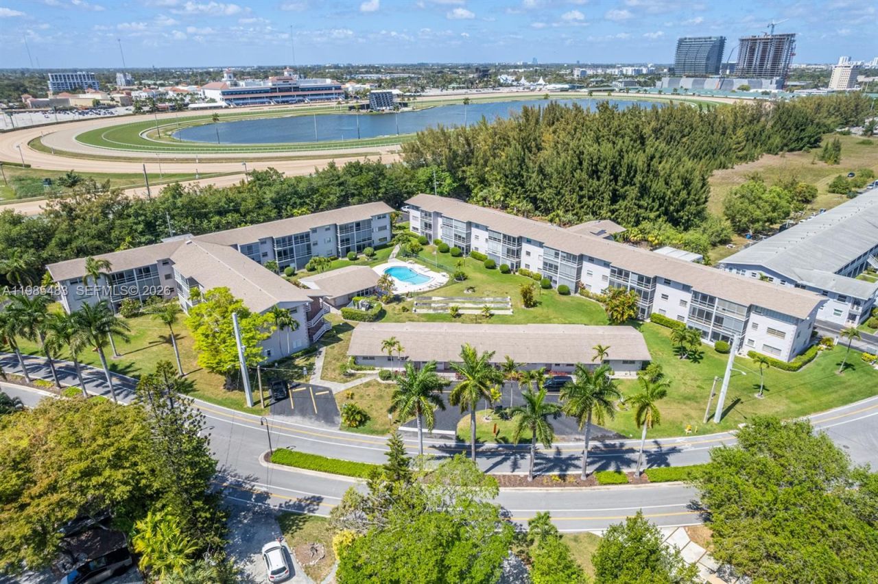 700 Layne Blvd , Unit 118, Hallandale Beach, FL 33009 Photo