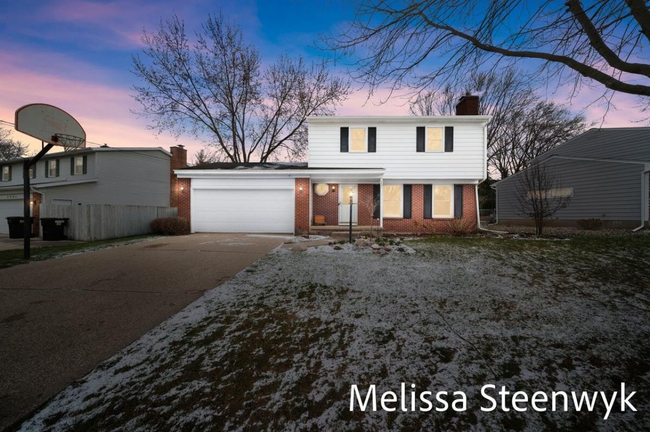 2091 Fawnwood Drive Se, Grand Rapids, MI 49508 Main Photo