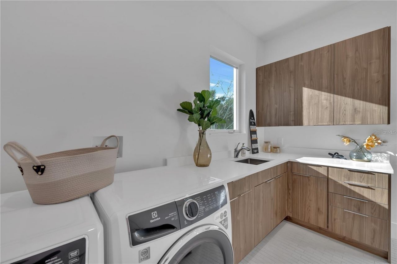 603 Tremont Street, Sarasota, FL 34242 Photo