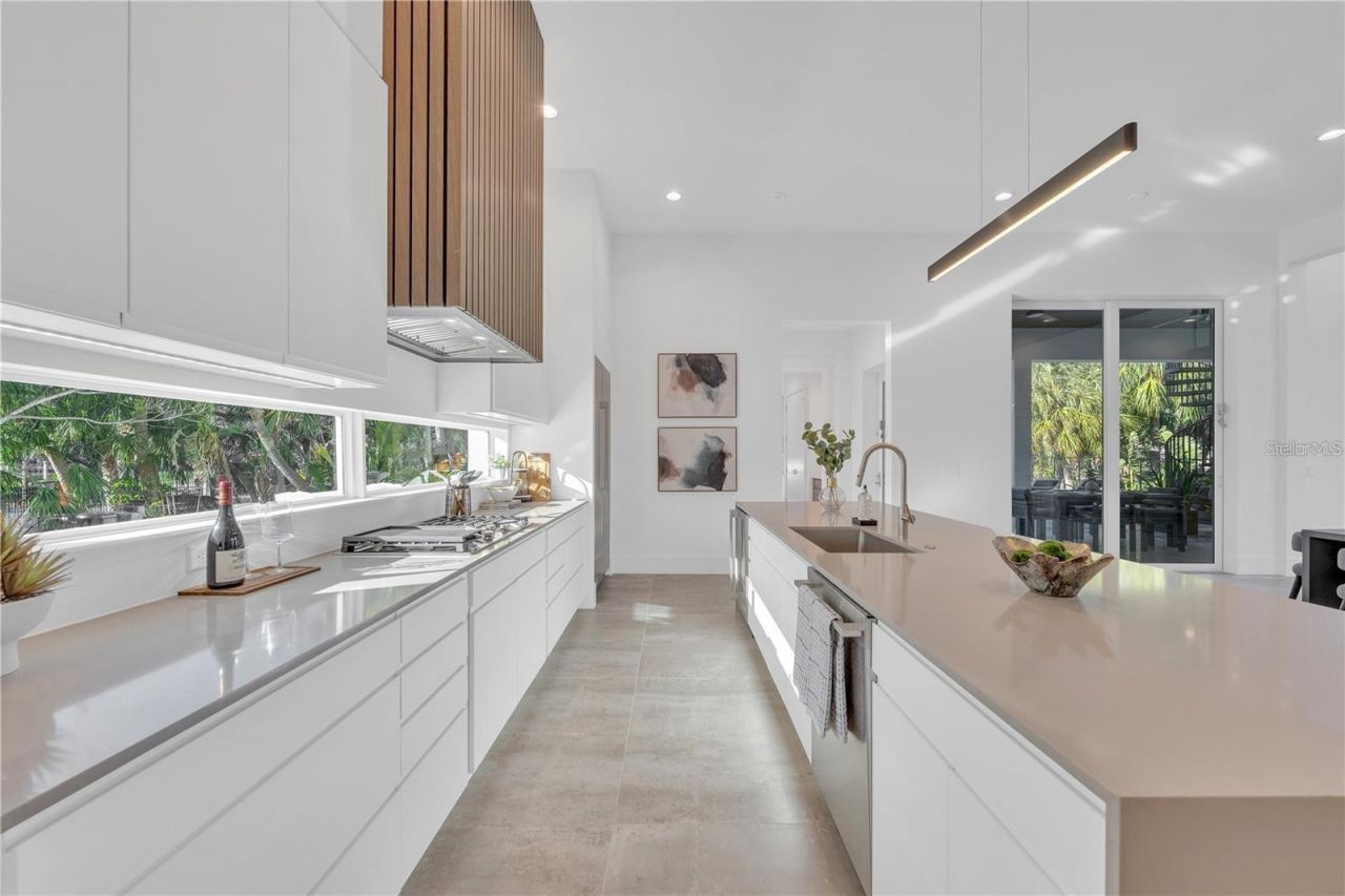 603 Tremont Street, Sarasota, FL 34242 Photo