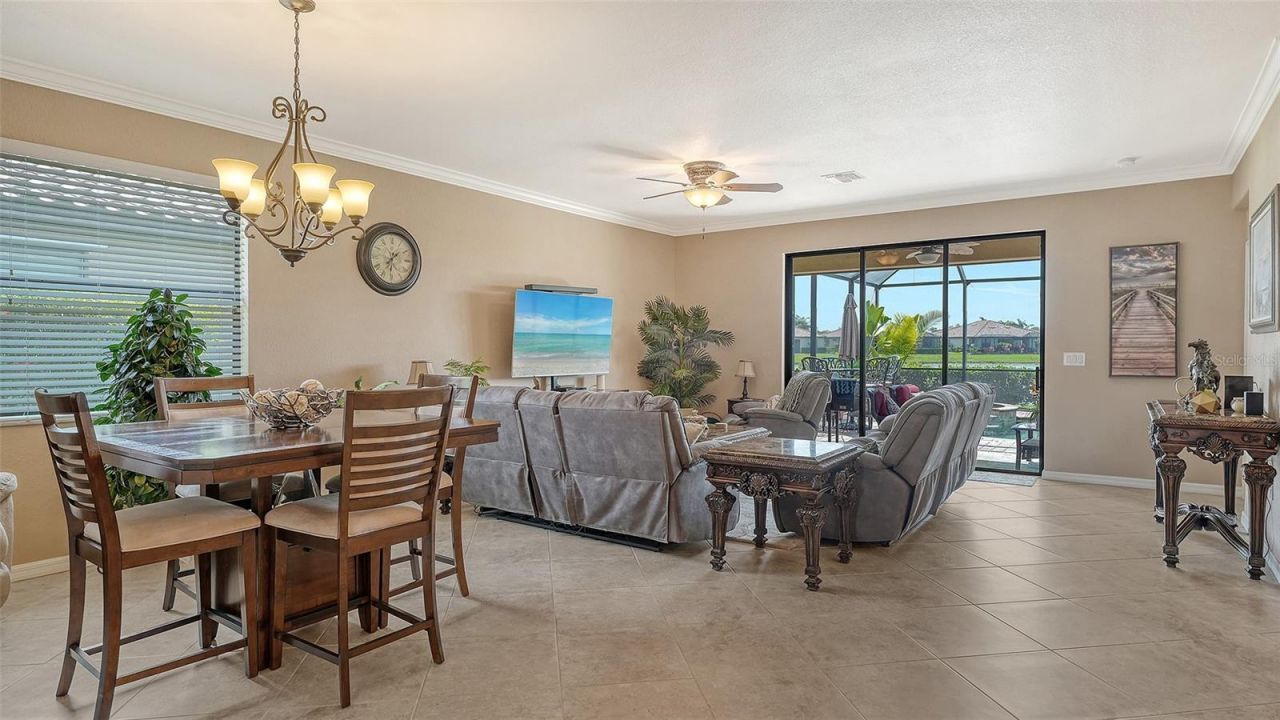 6517 Willowshire Way, Bradenton, FL 34212 Photo