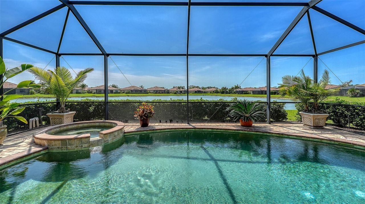 6517 Willowshire Way, Bradenton, FL 34212 Photo