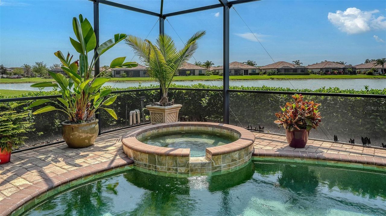 6517 Willowshire Way, Bradenton, FL 34212 Photo