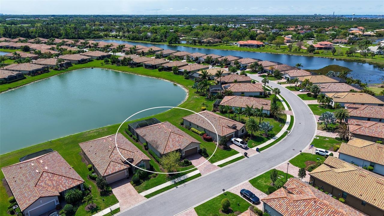 6517 Willowshire Way, Bradenton, FL 34212 Photo