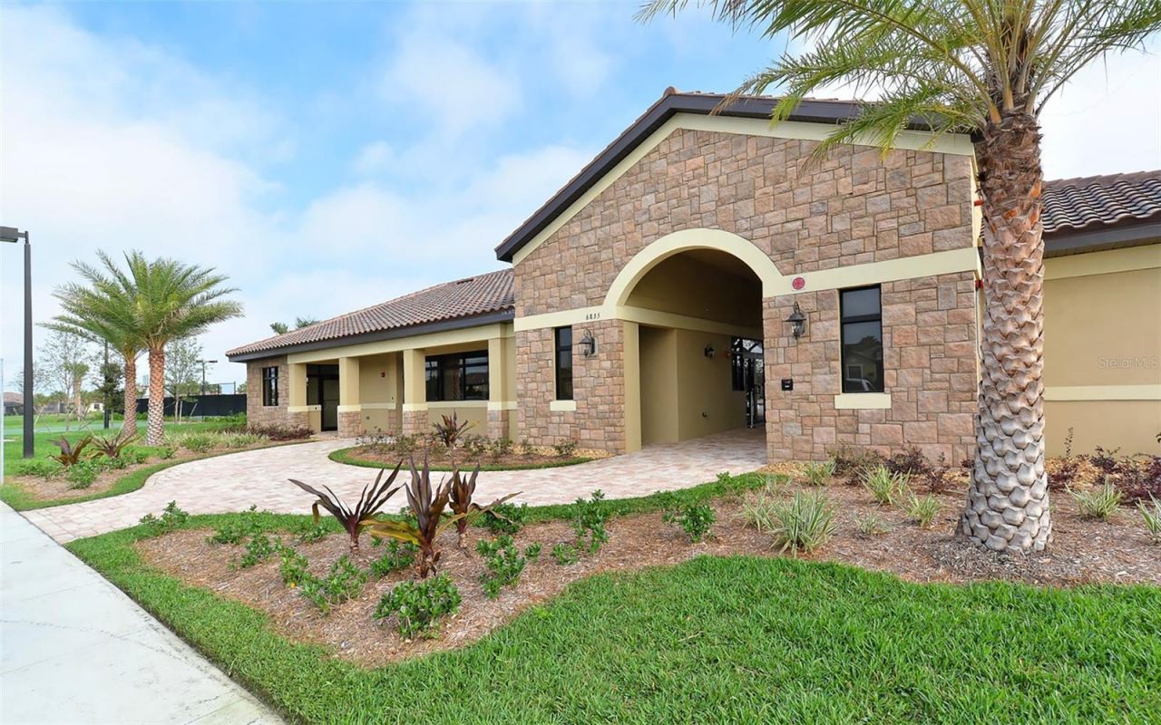 6517 Willowshire Way, Bradenton, FL 34212 Photo