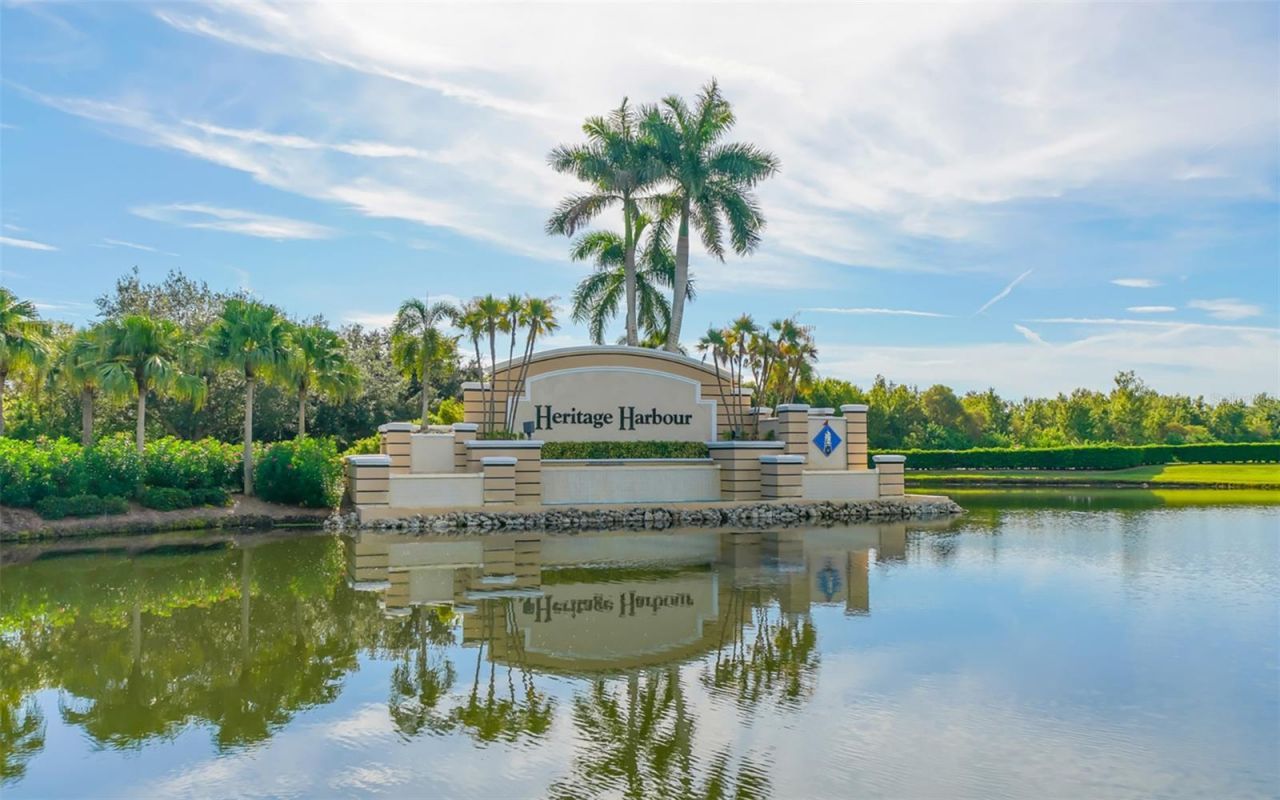 6517 Willowshire Way, Bradenton, FL 34212 Photo