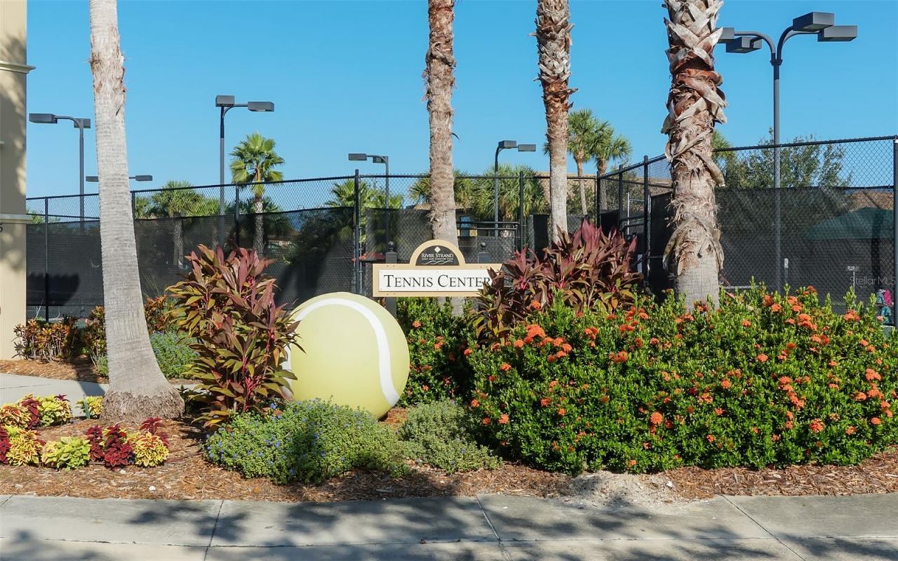 6517 Willowshire Way, Bradenton, FL 34212 Photo