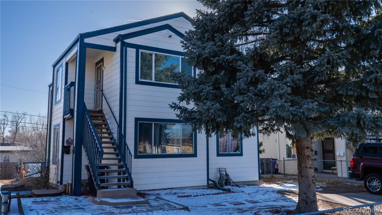 4520 W Bingham Place, Denver, CO 80219 Main Photo