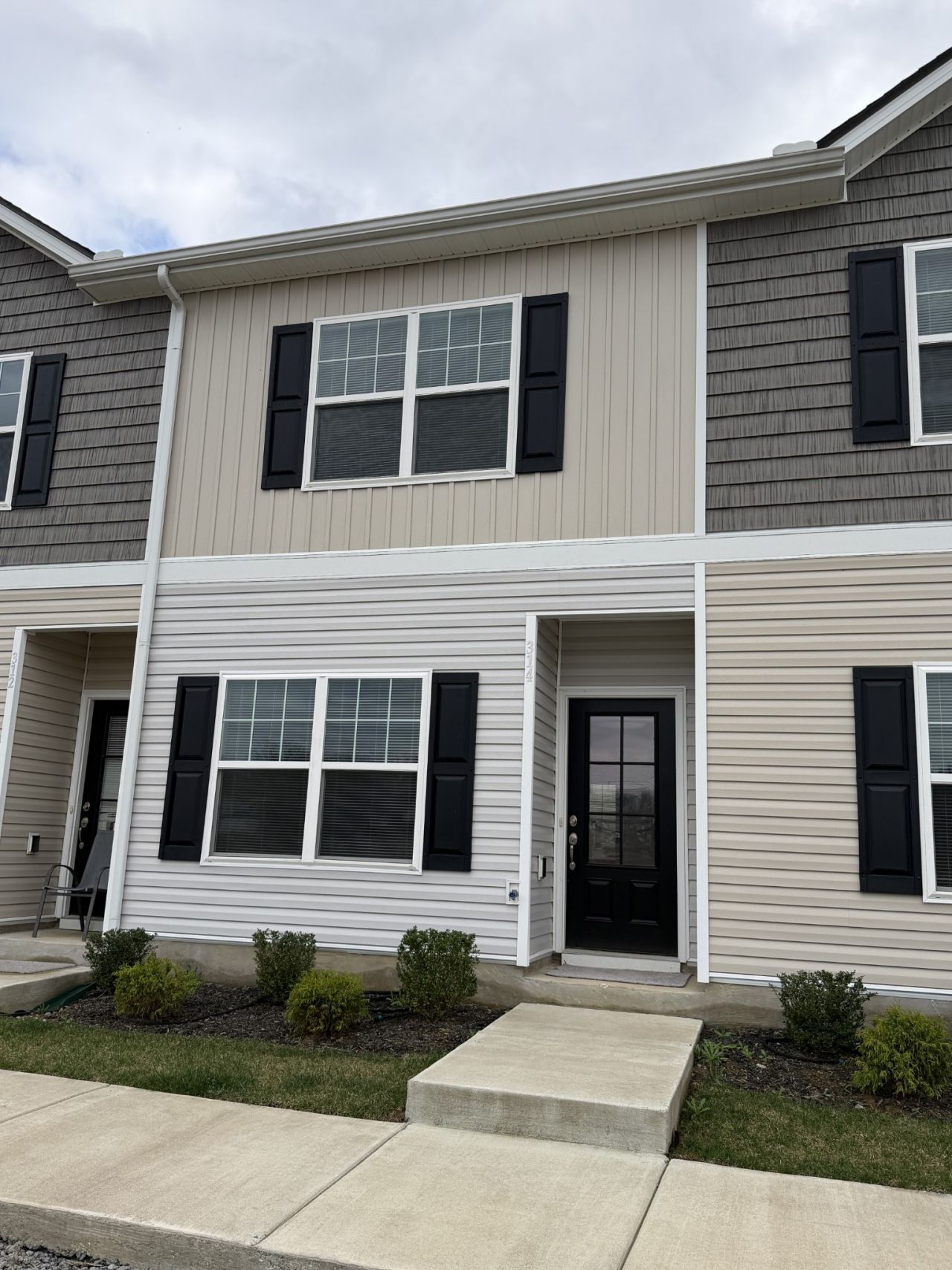 314 Moshe Feder Way, La Vergne, TN 37086 Main Photo