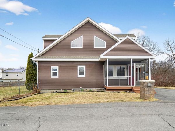 3 Newbury Street, Rensselaer, NY 12144