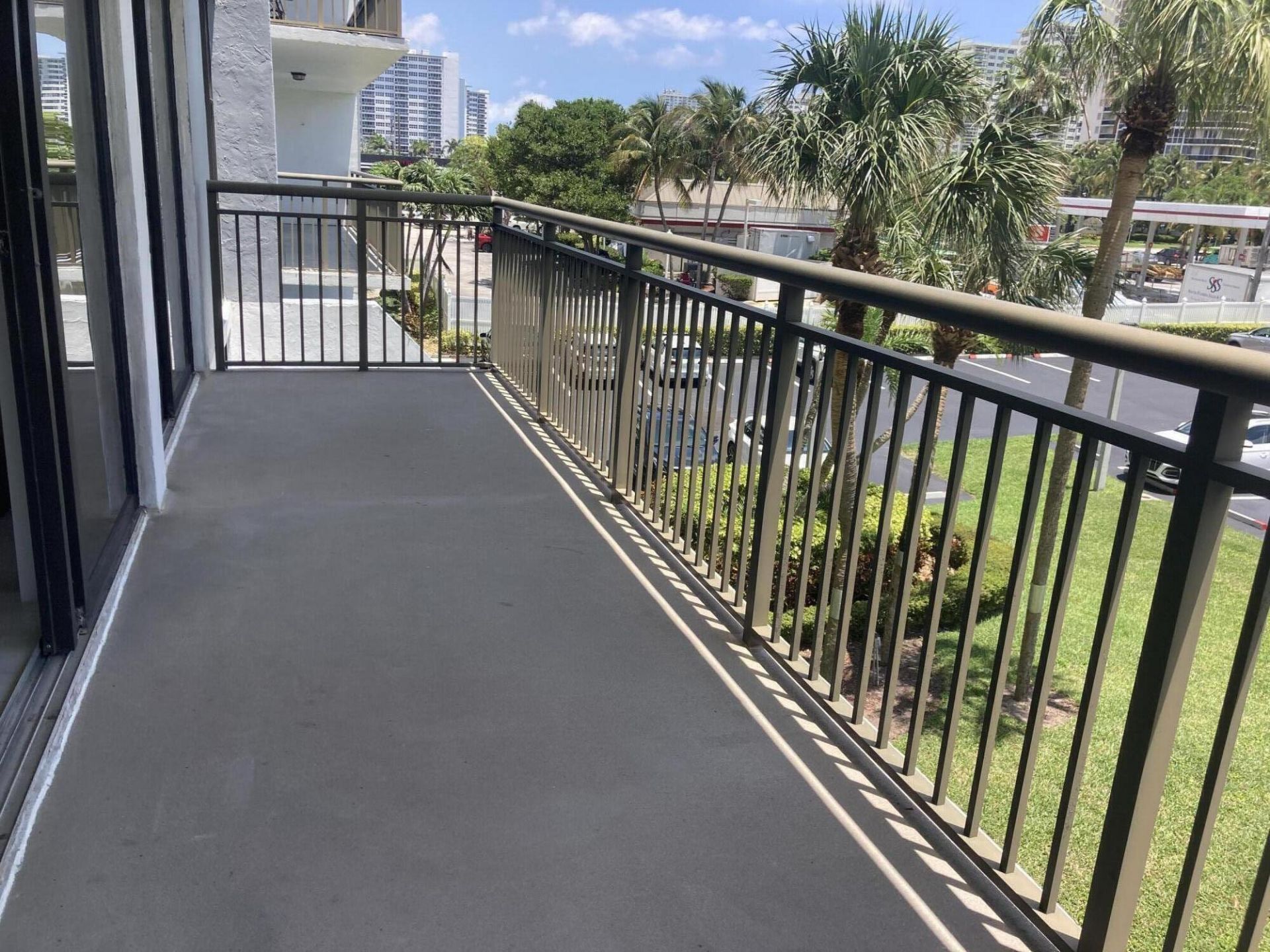 3031 N Ocean Boulevard, Unit 303, Fort Lauderdale, FL 33308 Photo