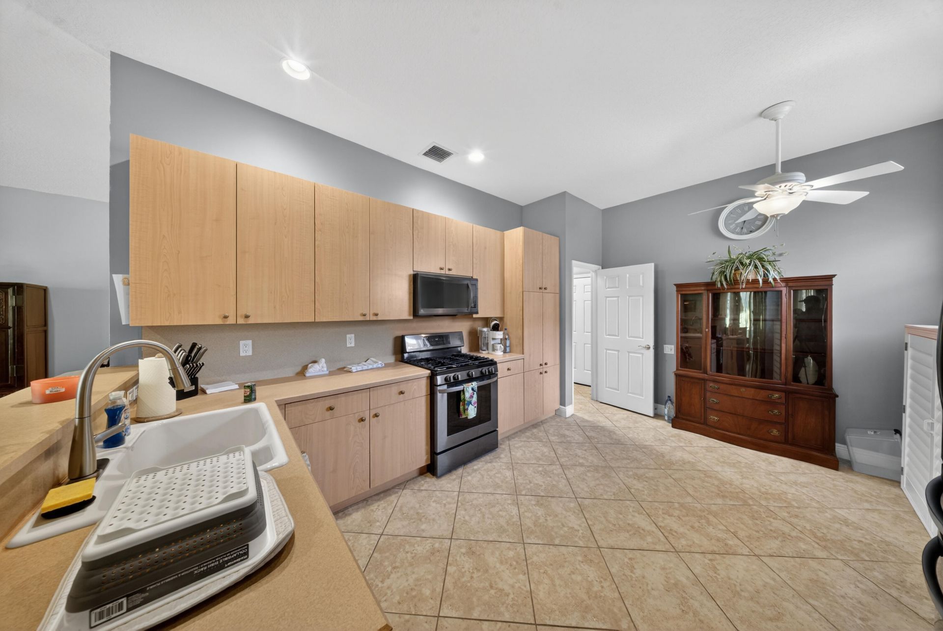 416 NW Sunview Way Nw, Port Saint Lucie, FL 34986 Photo