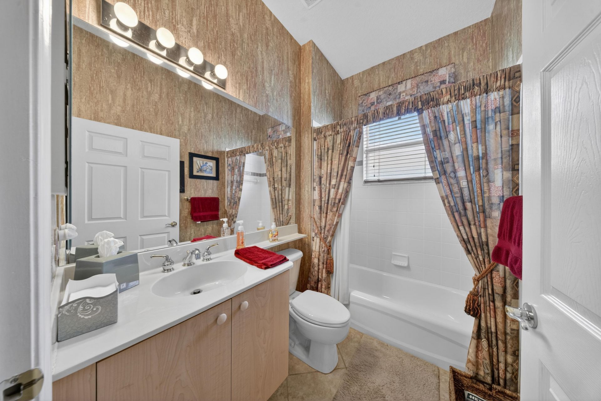 416 NW Sunview Way Nw, Port Saint Lucie, FL 34986 Photo