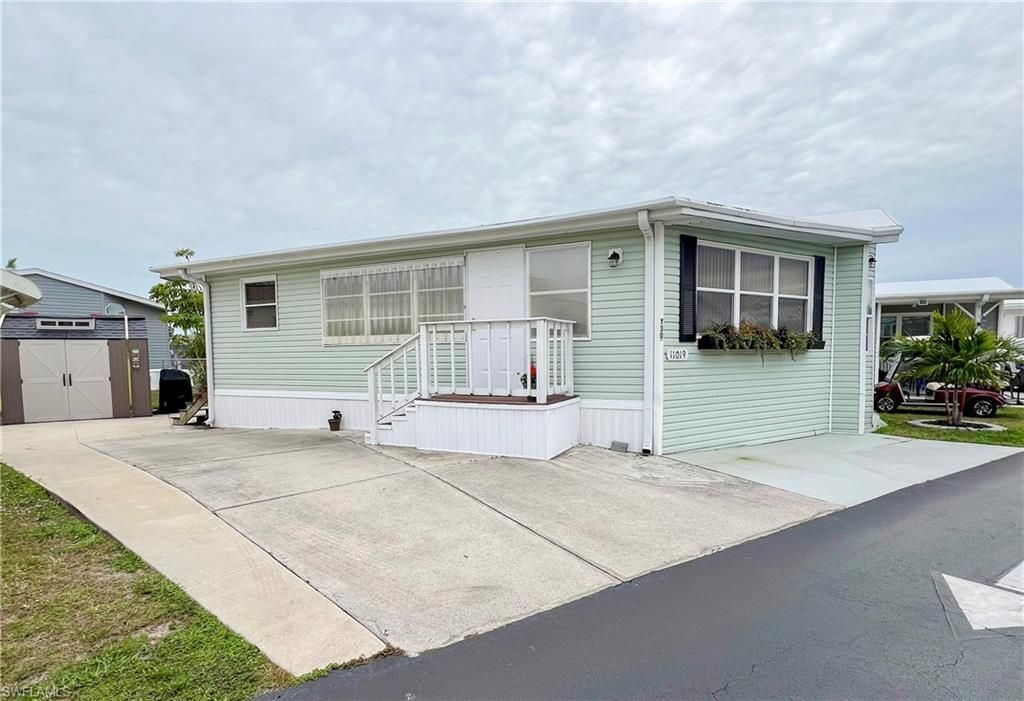 11019 Sunglow Ln, Fort Myers, FL 33908 Photo