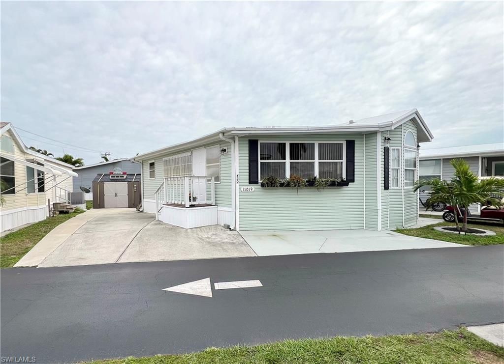 11019 Sunglow Ln, Fort Myers, FL 33908 Photo