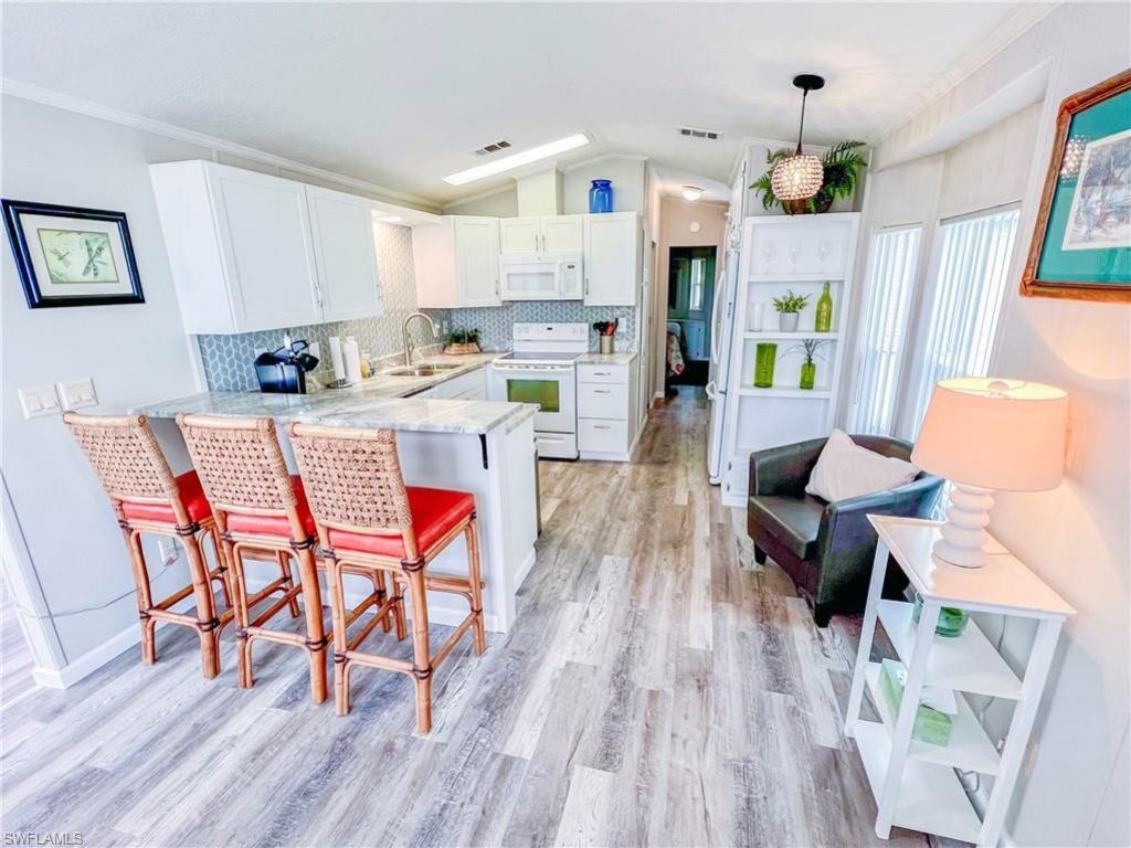 11019 Sunglow Ln, Fort Myers, FL 33908 Photo