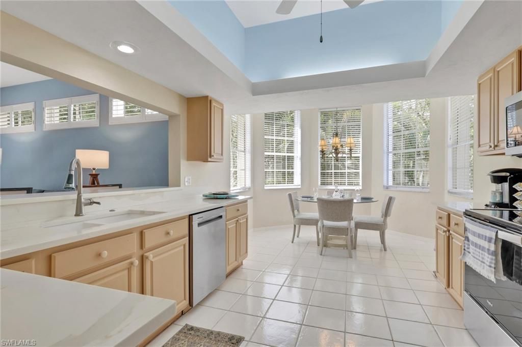 15116 Royal Fern Ct, Unit B200, Naples, FL 34110 Photo