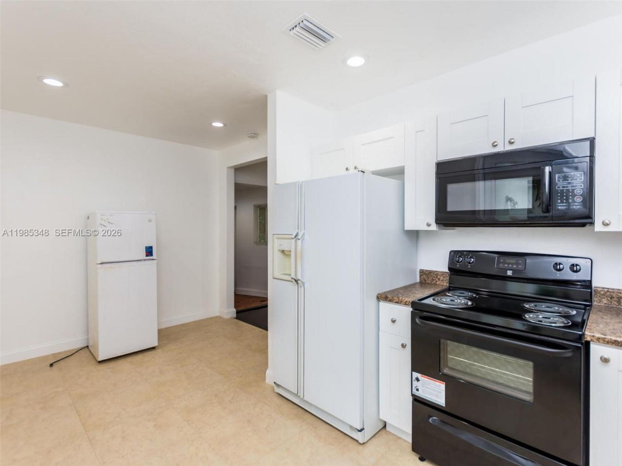 6300 NW 41st St , Virginia Gardens, FL 33166 Photo