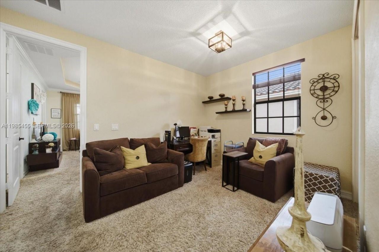 110 E Riverwalk Cir E, Plantation, FL 33325 Photo