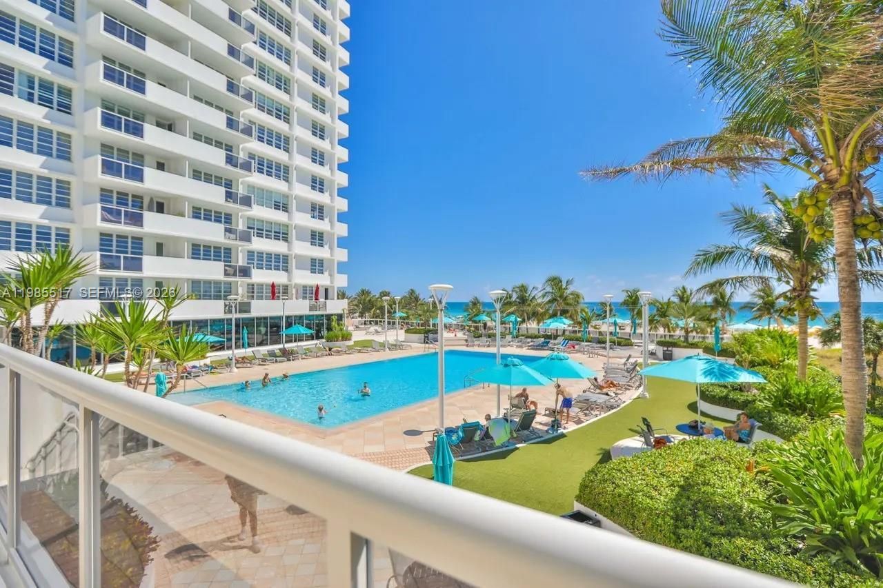 100 Lincoln Rd, Unit 308, Miami Beach, FL 33139 Photo
