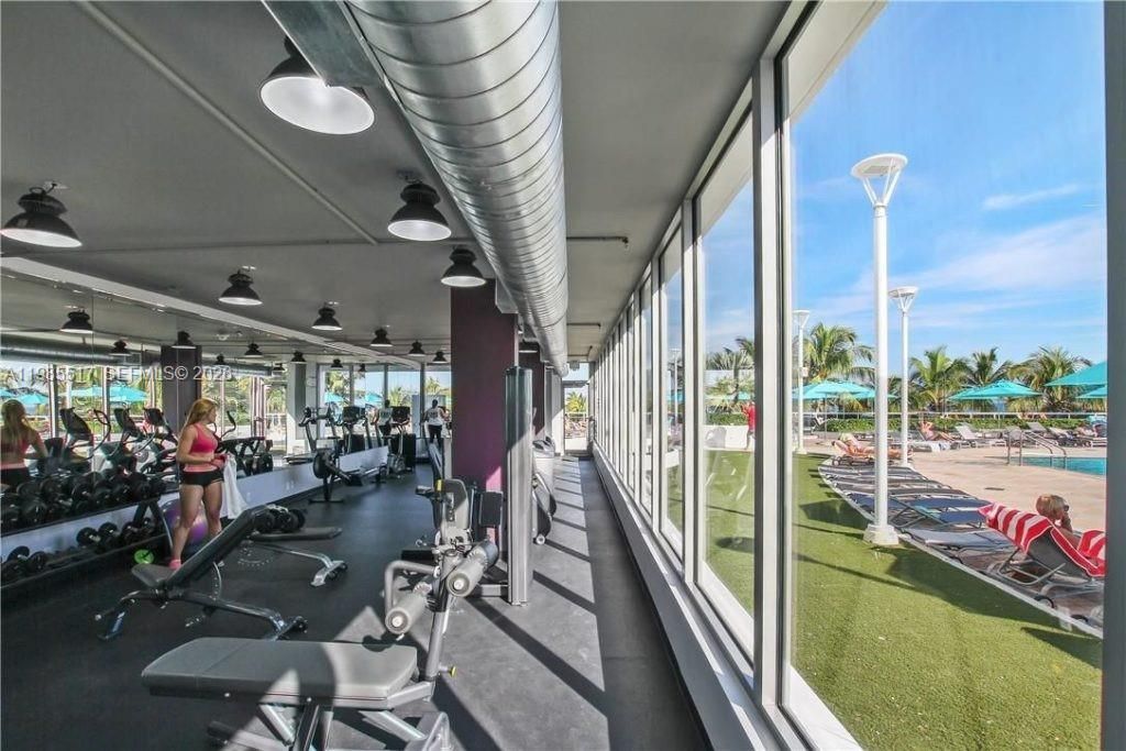 100 Lincoln Rd, Unit 308, Miami Beach, FL 33139 Photo