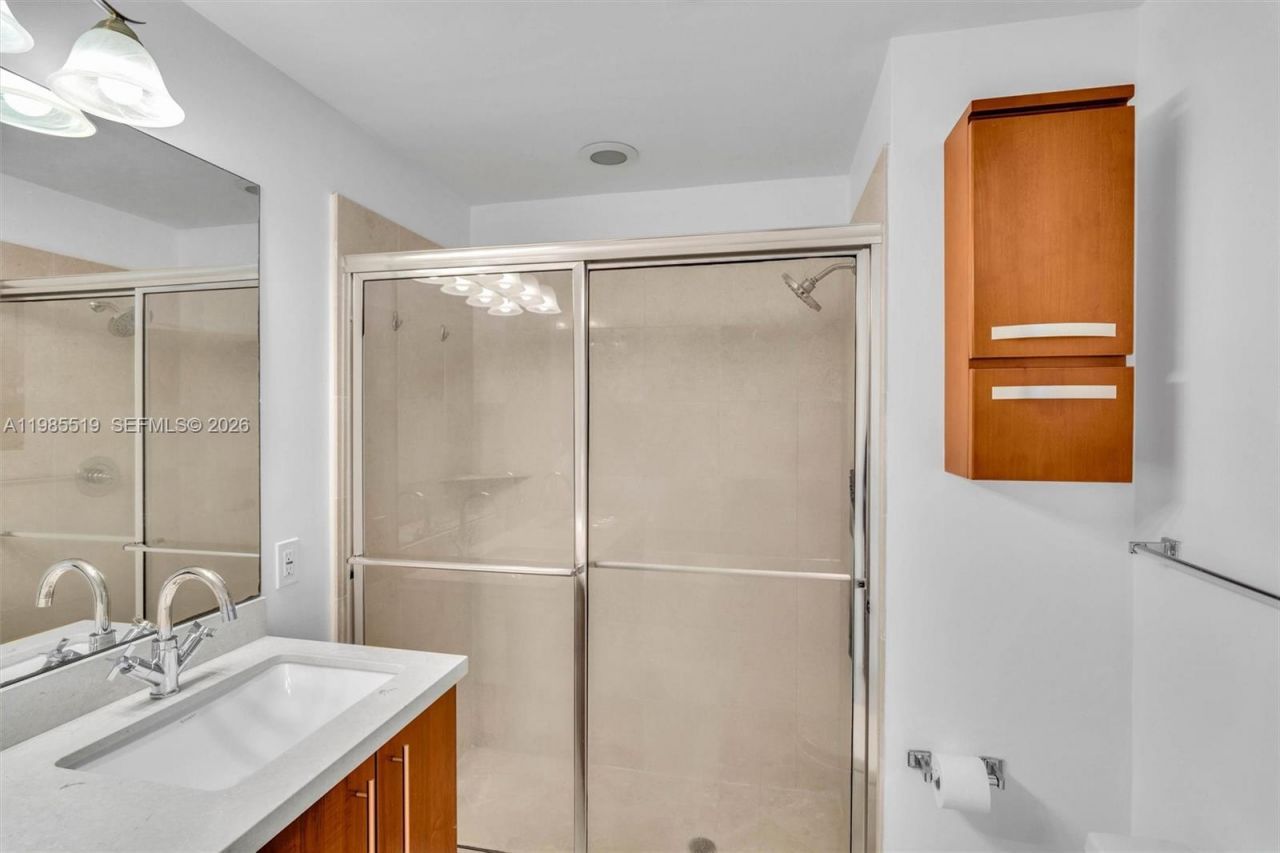 79 SW 12th St, Unit 1210, Miami, FL 33130 Photo