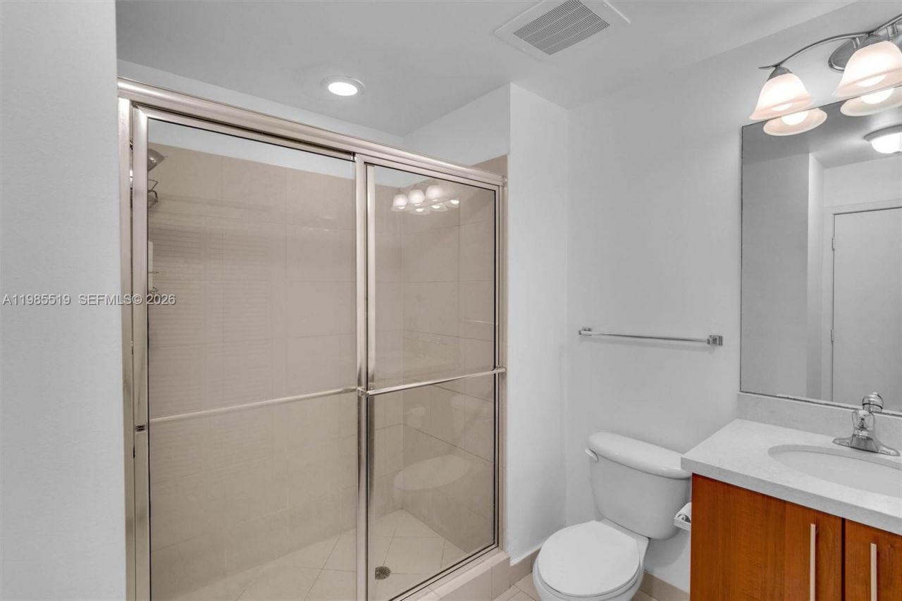 79 SW 12th St, Unit 1210, Miami, FL 33130 Photo