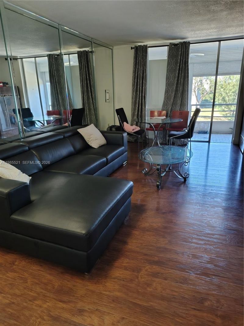 3051 E Sunrise Lakes Dr , Unit 210, Sunrise, FL 33322 Photo