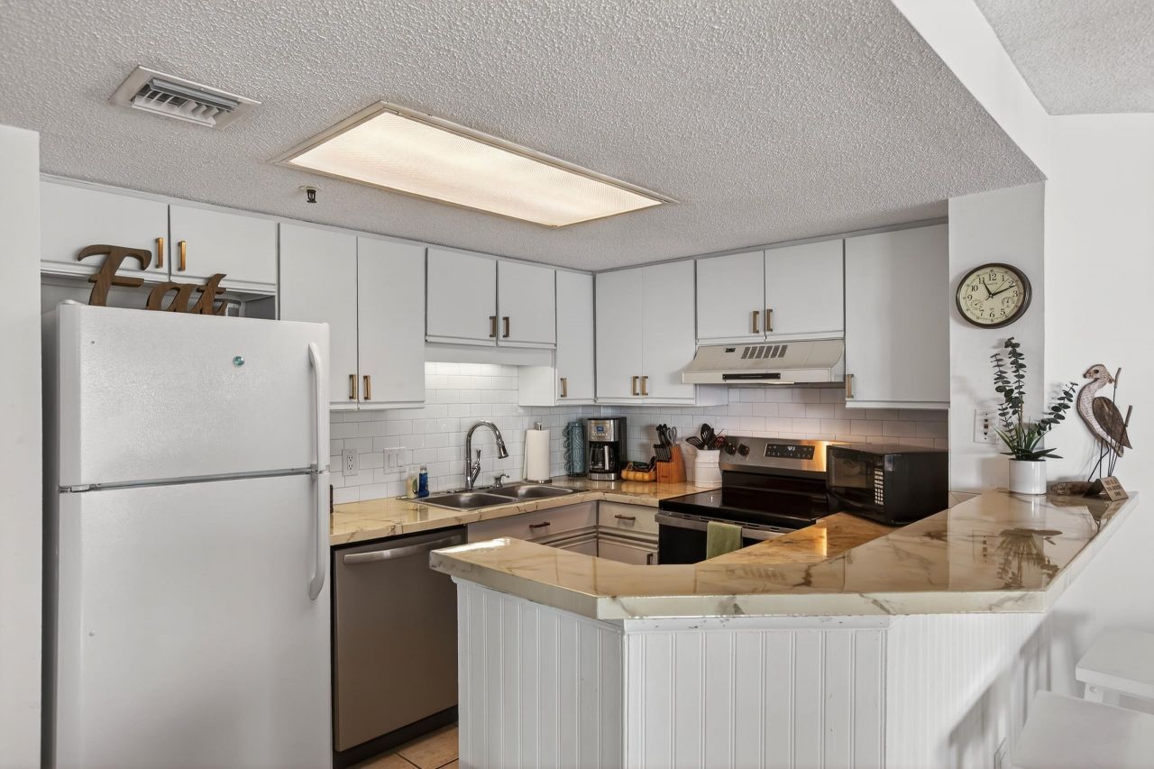 5511 North Ocean Blvd.  Photo 14