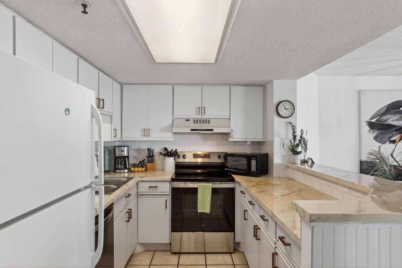 5511 North Ocean Blvd.  Photo 16