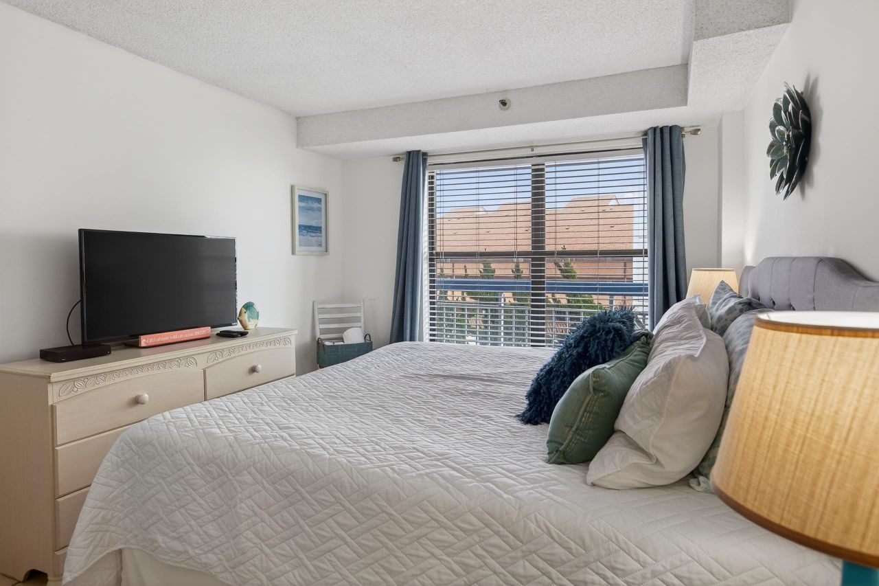 5511 North Ocean Blvd.  Photo 20