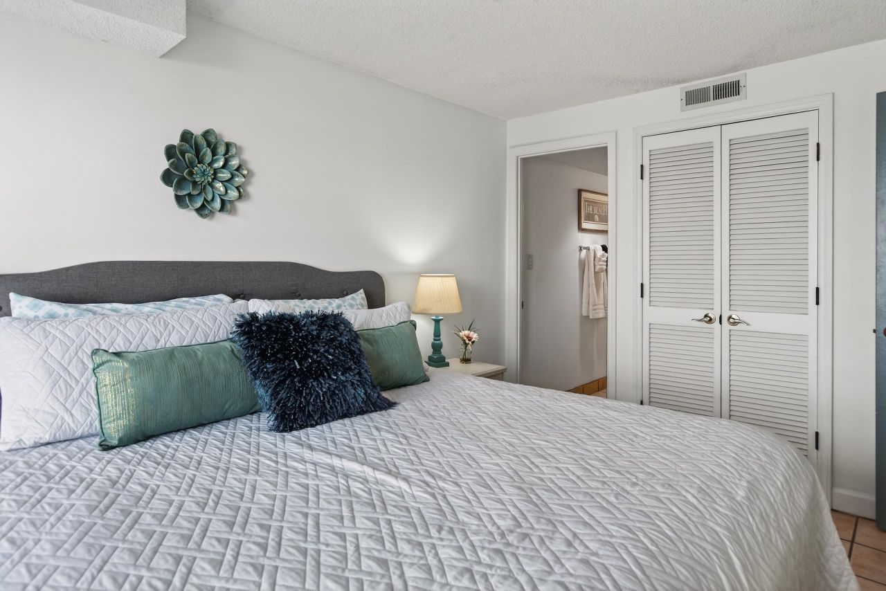 5511 North Ocean Blvd.  Photo 22