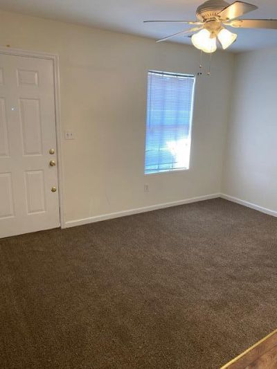 471 Reid Street Photo 6