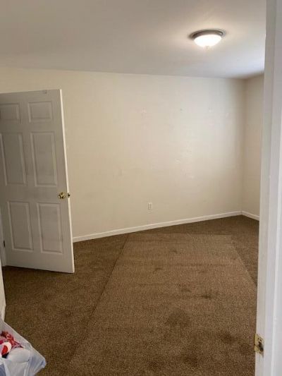 471 Reid Street Photo 7