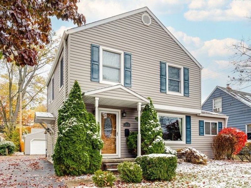 2411 16th Street, Cuyahoga Falls, OH 44223 Photo 1