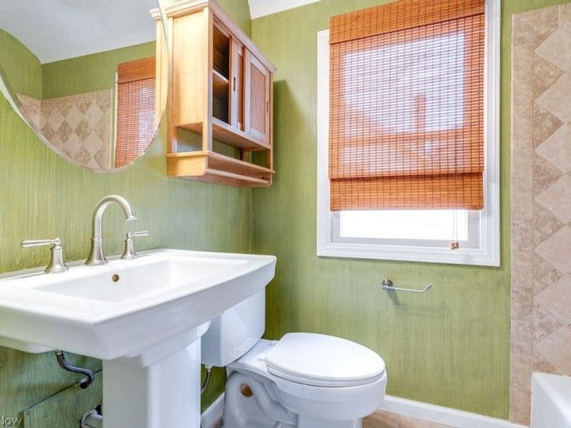 2411 16th Street, Cuyahoga Falls, OH 44223 Photo 13