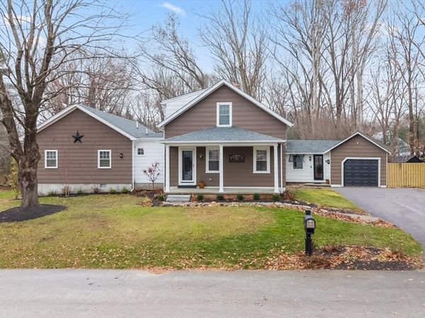 7 Nipmuck, Webster, MA 01570