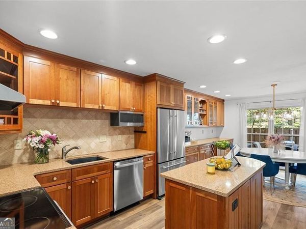 1105 Clairemont Avenue, Unit P, Decatur, GA 30030