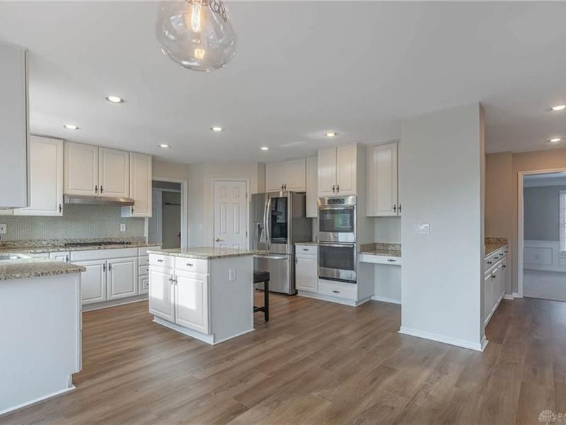 7584 Brookstone Drive, West Chester Township, OH 45069 Photo 6