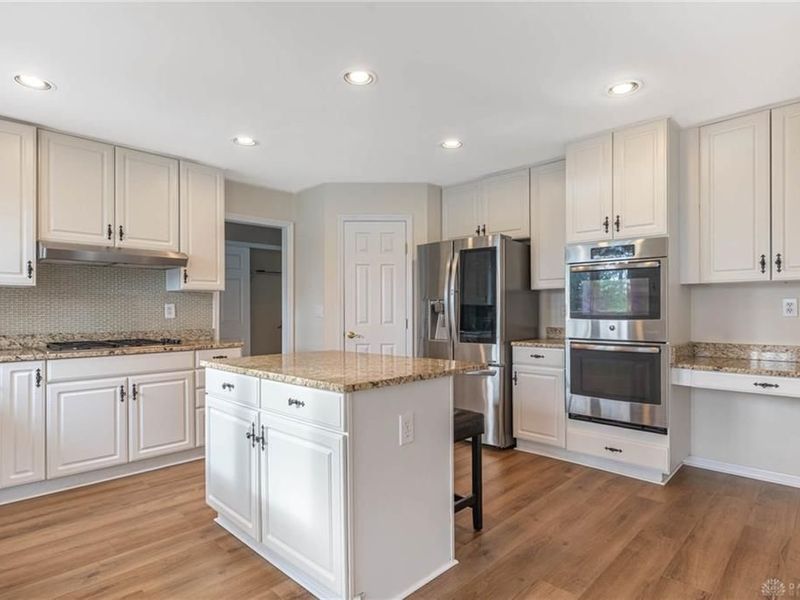 7584 Brookstone Drive, West Chester Township, OH 45069 Photo 7