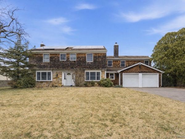 25 Haskel Lane, Stony Brook, NY 11790