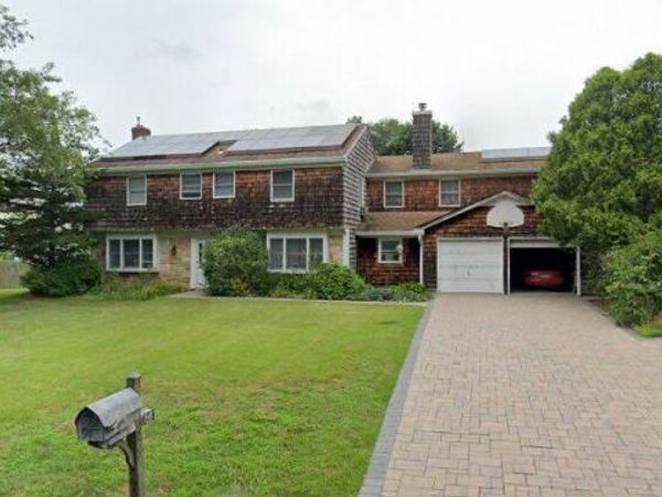 25 Haskel Lane, Stony Brook, NY 11790